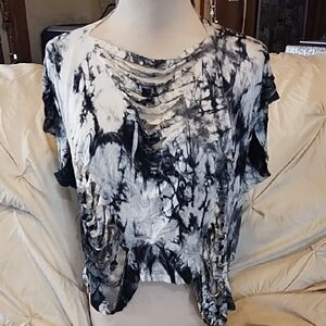 Ginger G Black and White Tie-Dye Short Sleeve Top